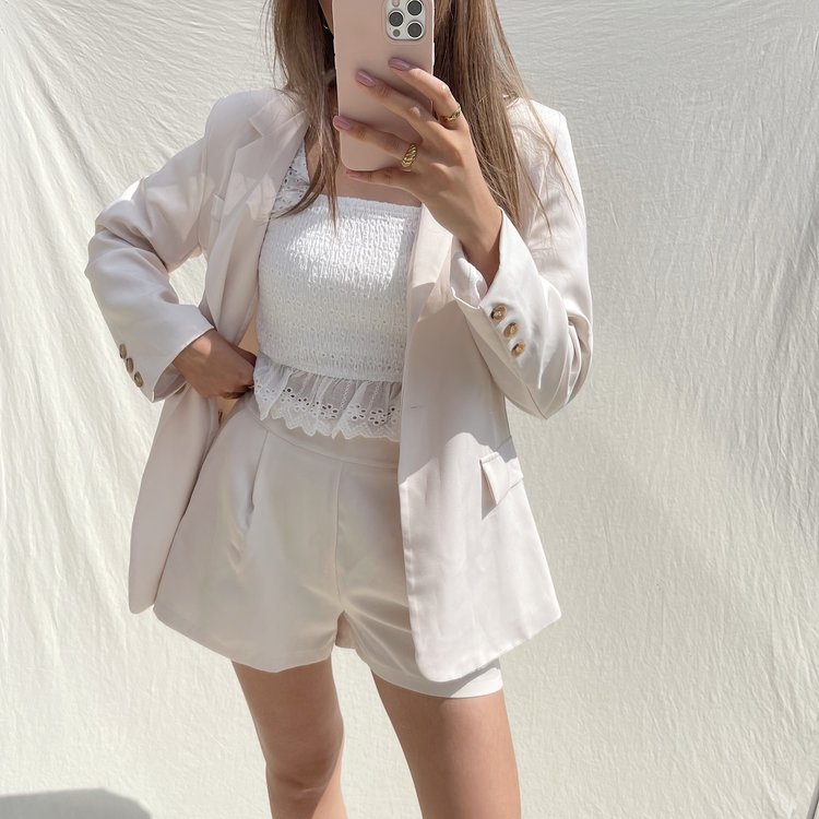 Farah Tailored Shorts / Ecru