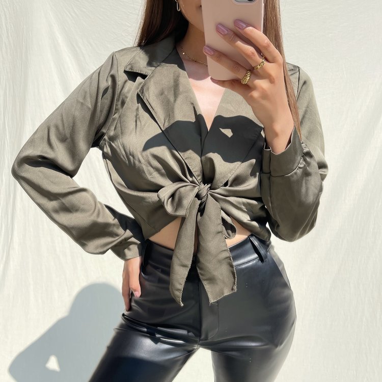 Yanis Satin Tie Top / Army Green