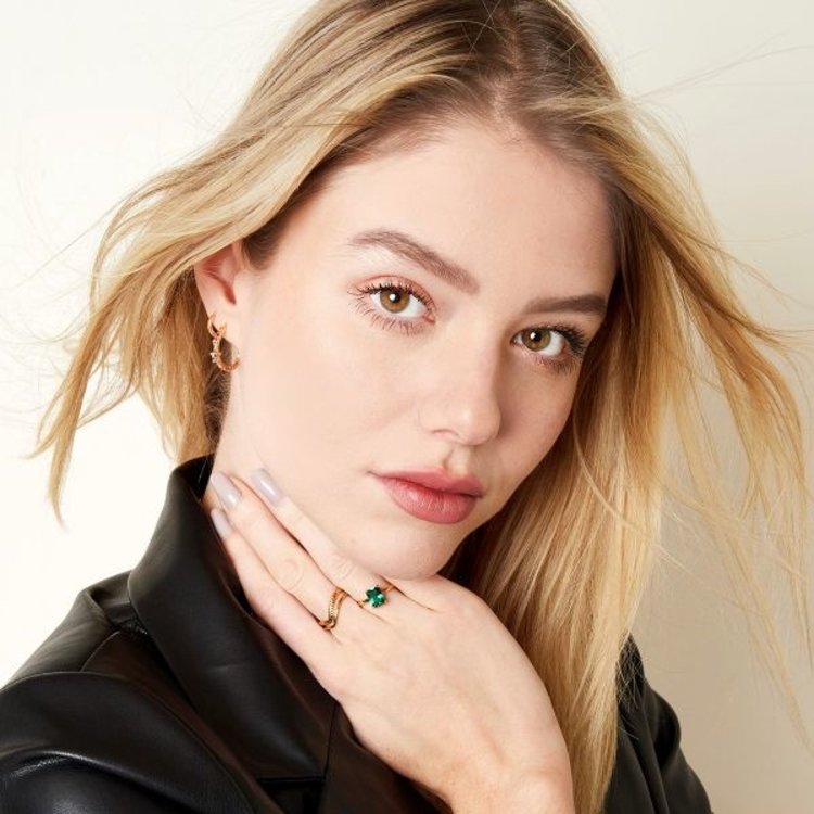 Gold Shimmer Stone Ring / Red