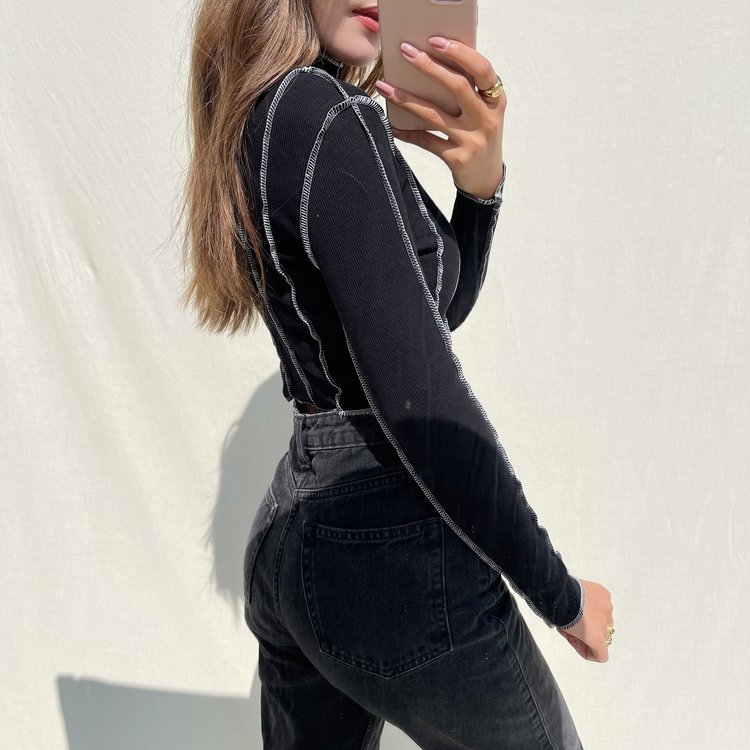 Gilly Stitch Crop Top / Black