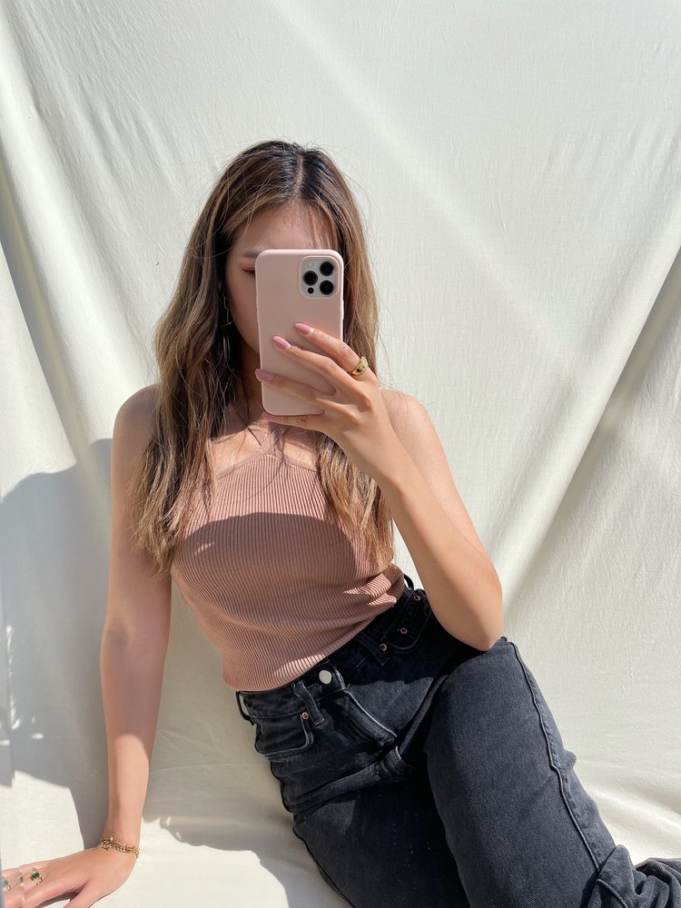 Esmera Crossover Top / Brown