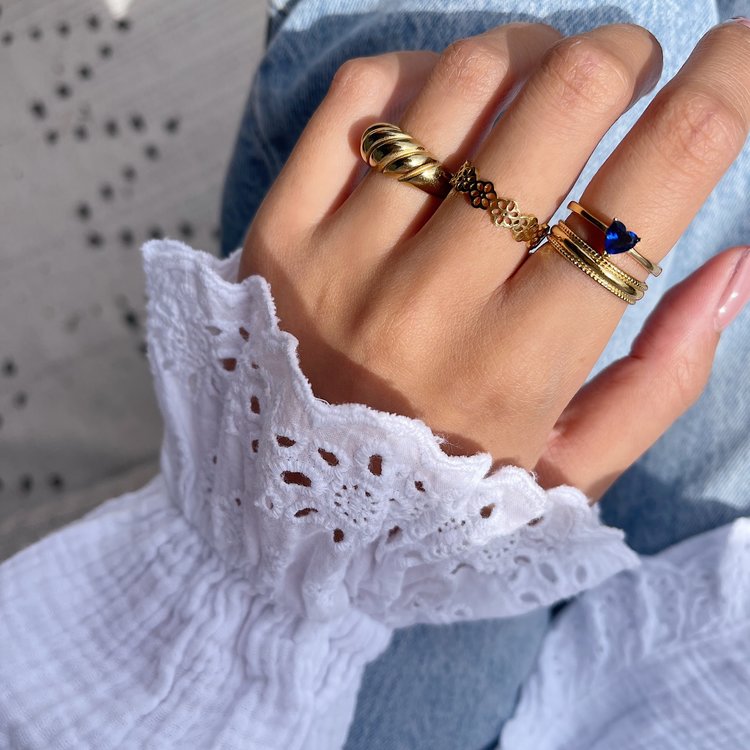 Gold Heart Stone Ring / Blue