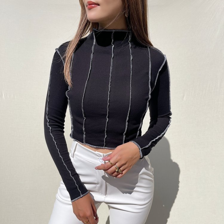 Gilly Stitch Crop Top / Black