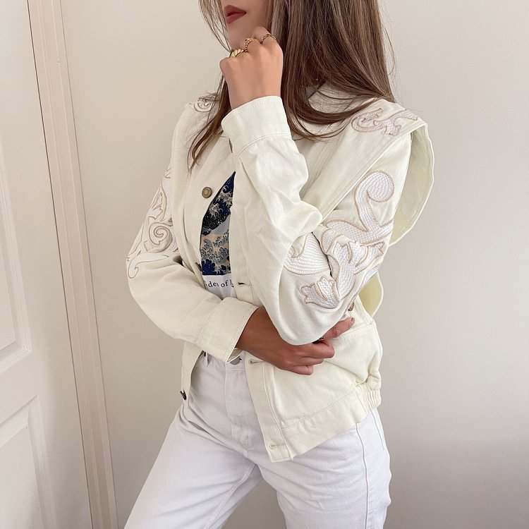 Zola Embroidered Denim Jacket / Off white