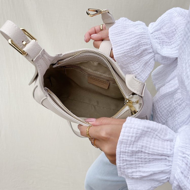 Paiva Buckle Bag / Ecru