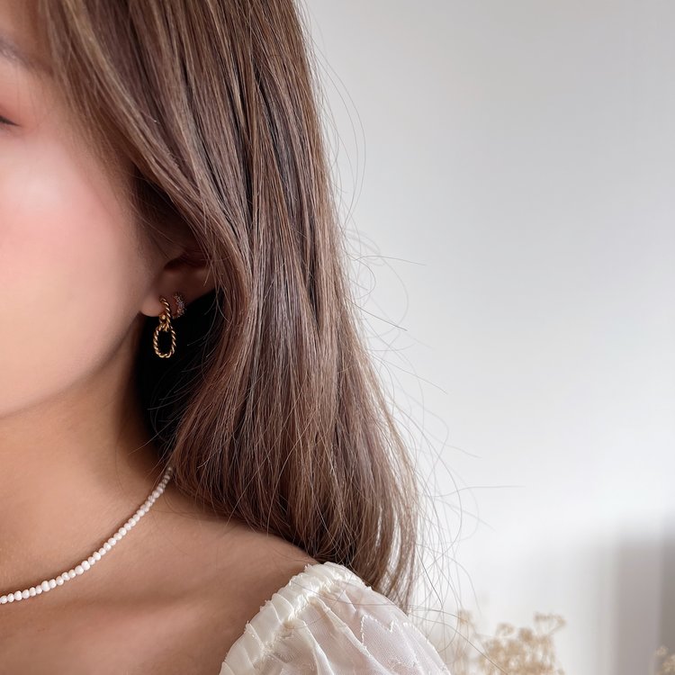 Gold Linked Twist Earrings