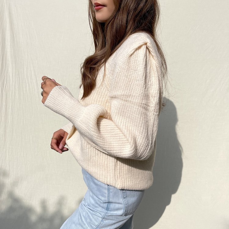 Jiony Button Knit Cardigan / Beige