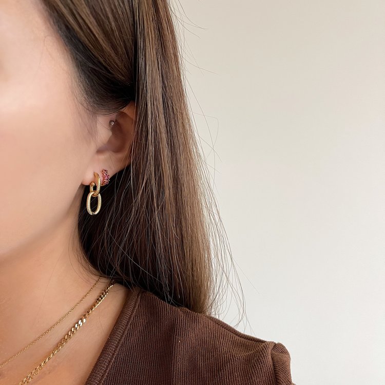 Gold Linked Textured Earrings
