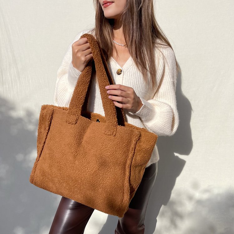 Nori Teddy Bag / Brown