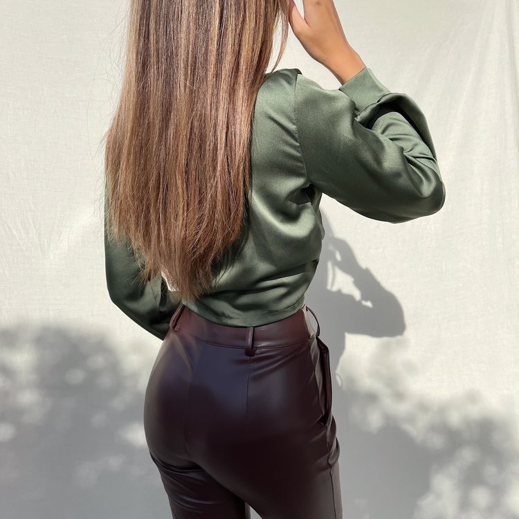 Yanis Satin Tie Top / Army Green