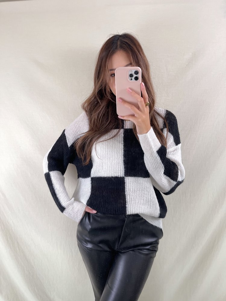 Sue Checkerboard Sweater / Black