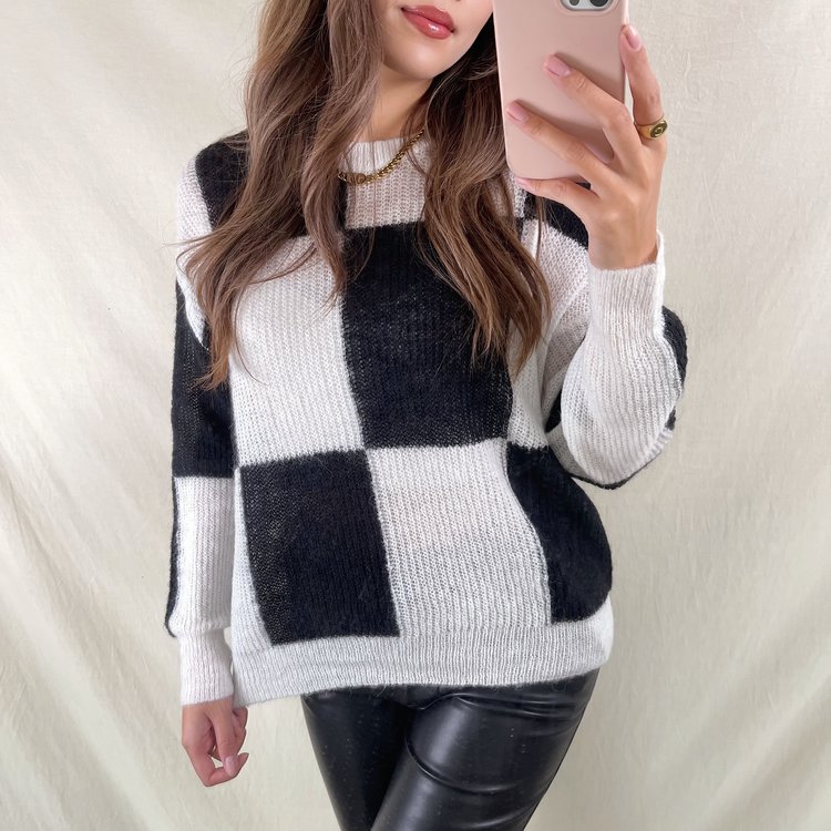 Sue Checkerboard Sweater / Black