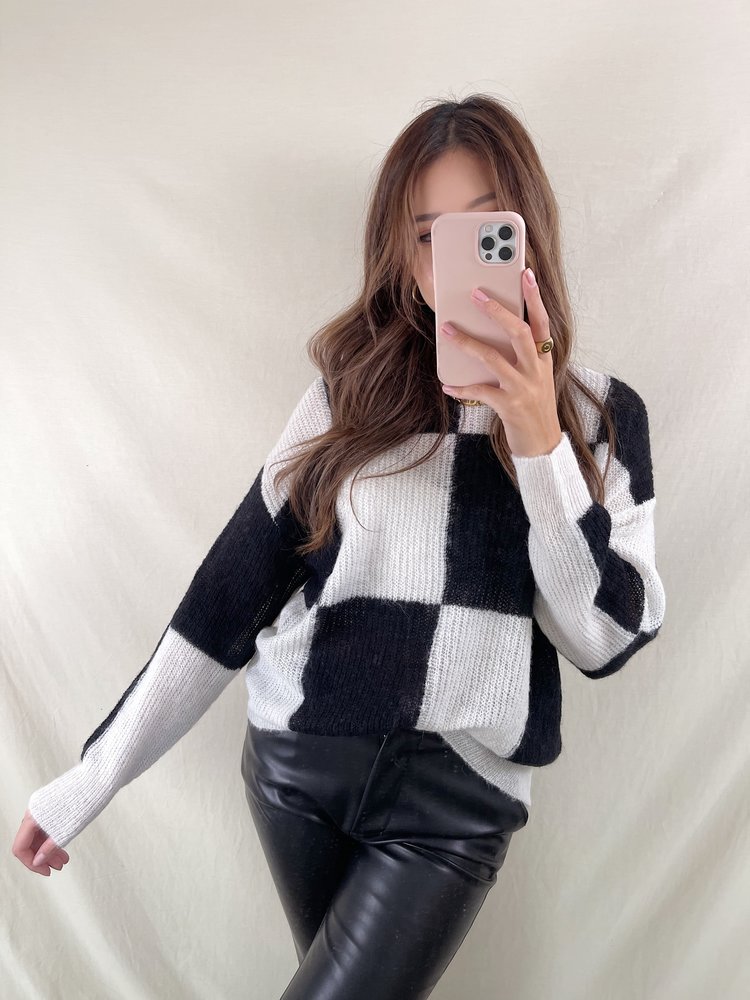 Sue Checkerboard Sweater / Black