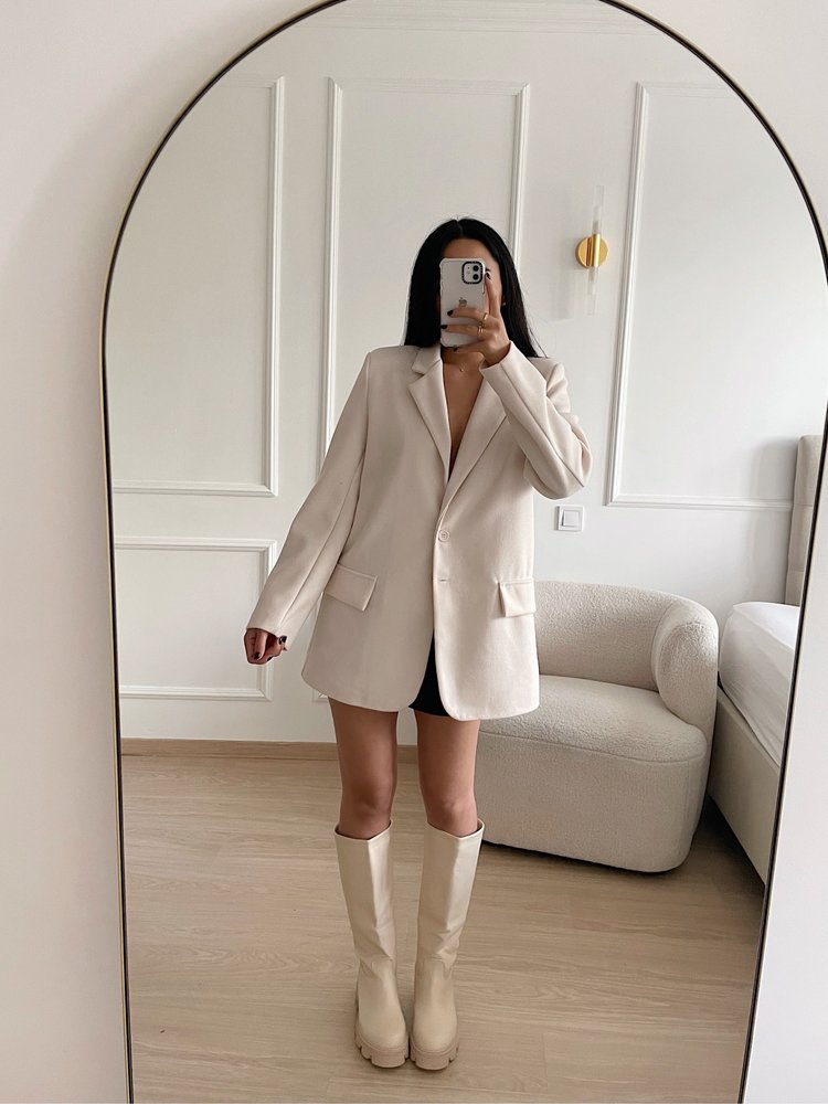 Dalyn Loose Fit Blazer / Ecru