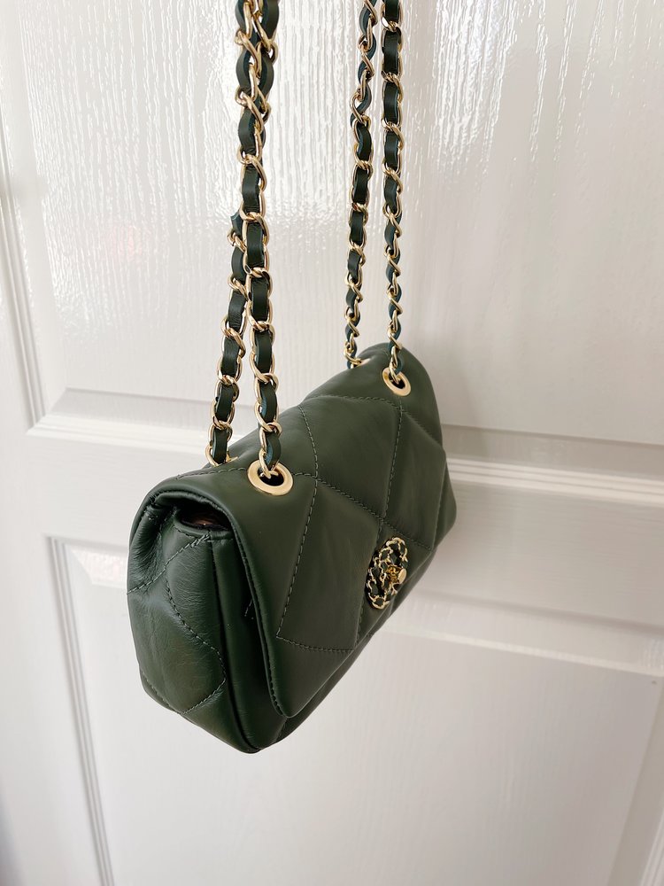 Cherie Quilted Chain Bag  / Dark Green