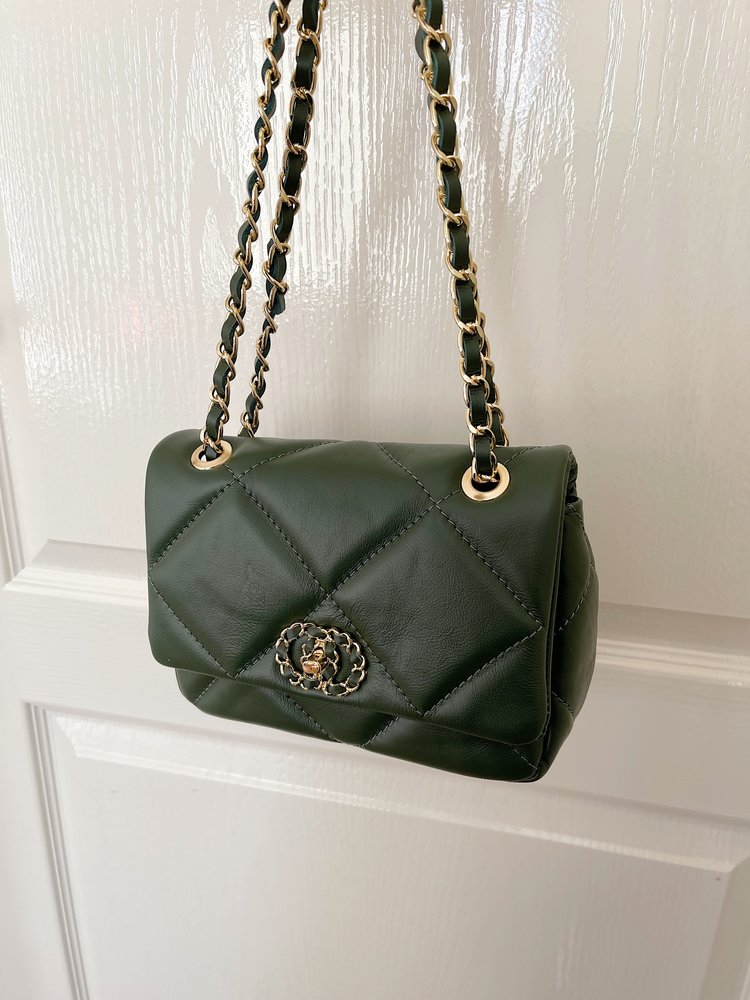 Cherie Quilted Chain Bag  / Dark Green