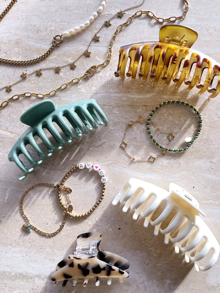 Felia Shiny Hair Claw / Dark Green