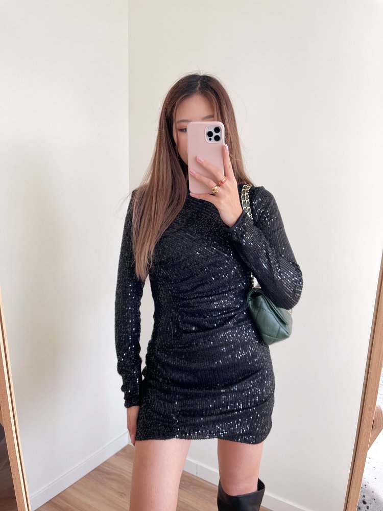 Nilla Sequin Dress / Black