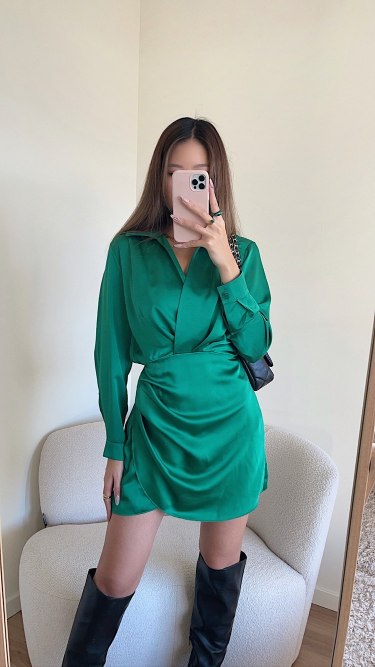 Jenai Satin Dress / Green