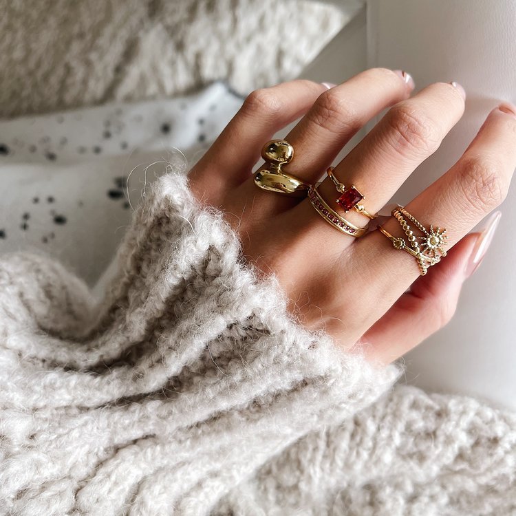 Gold Sparkle Band Ring / Pink