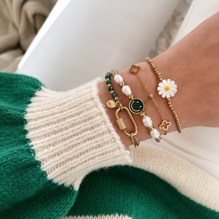 Gold White Daisy Charm Bracelet