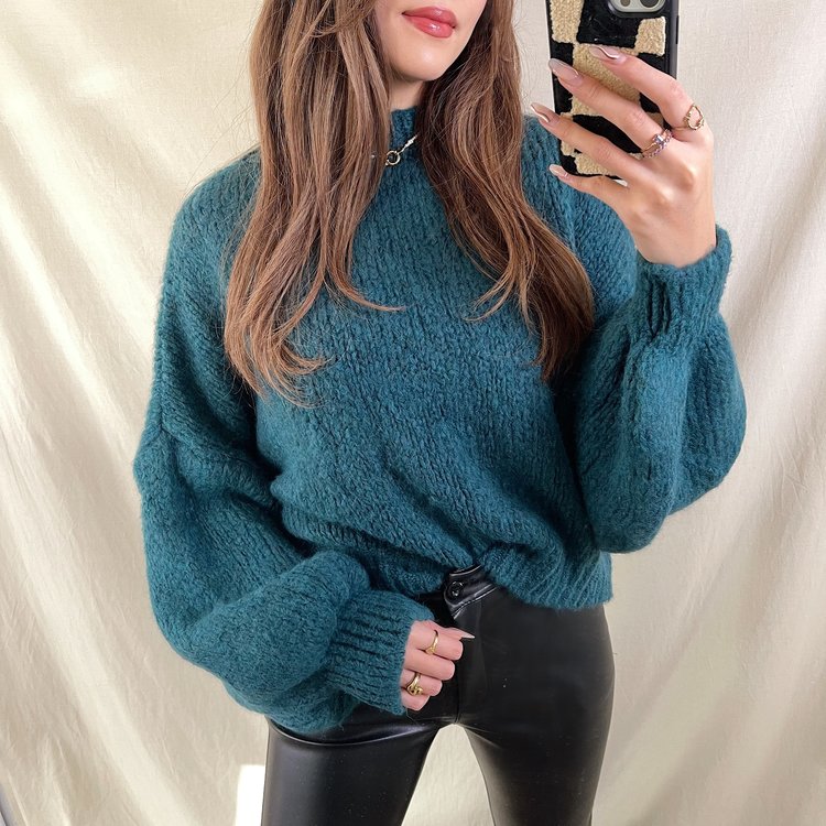Caro Oversized Knit Sweater / Teal Blue