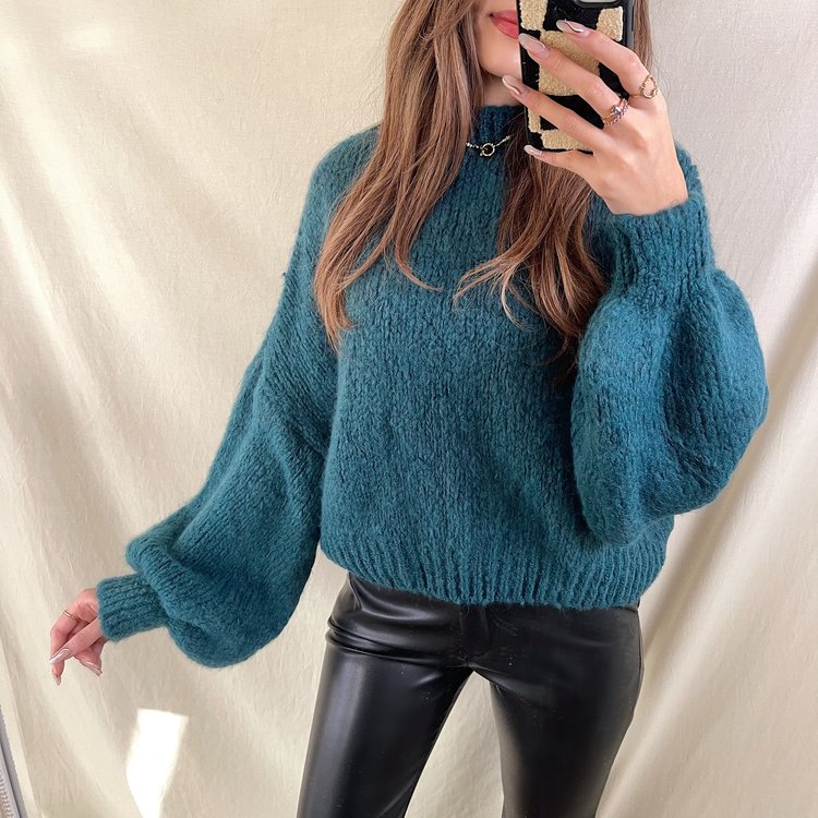 Caro Oversized Knit Sweater / Teal Blue
