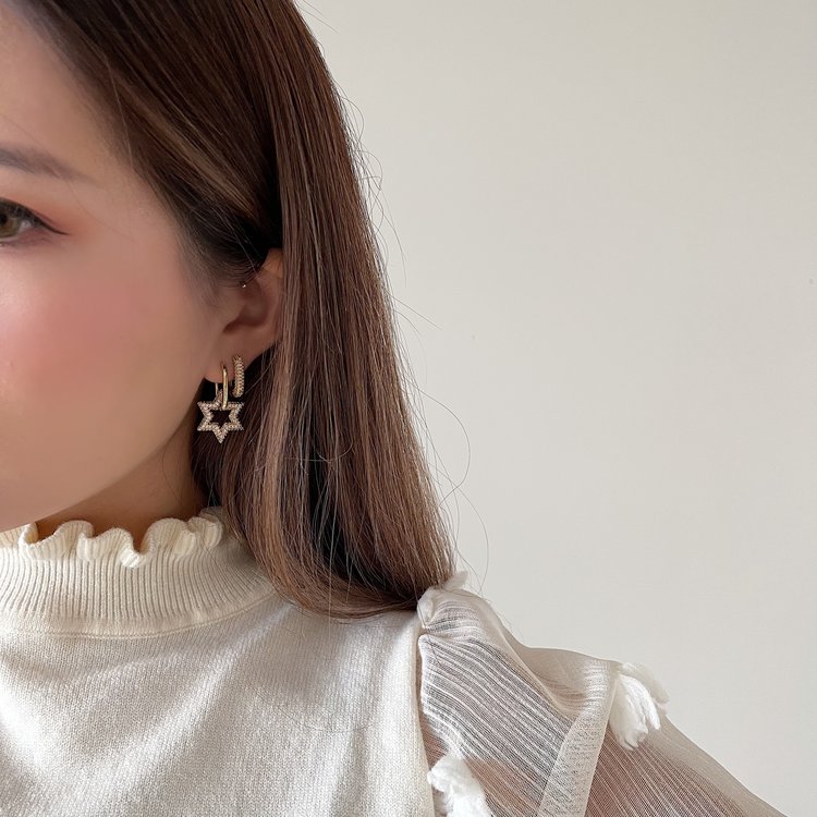 Silver Linked Star Zircon Earrings