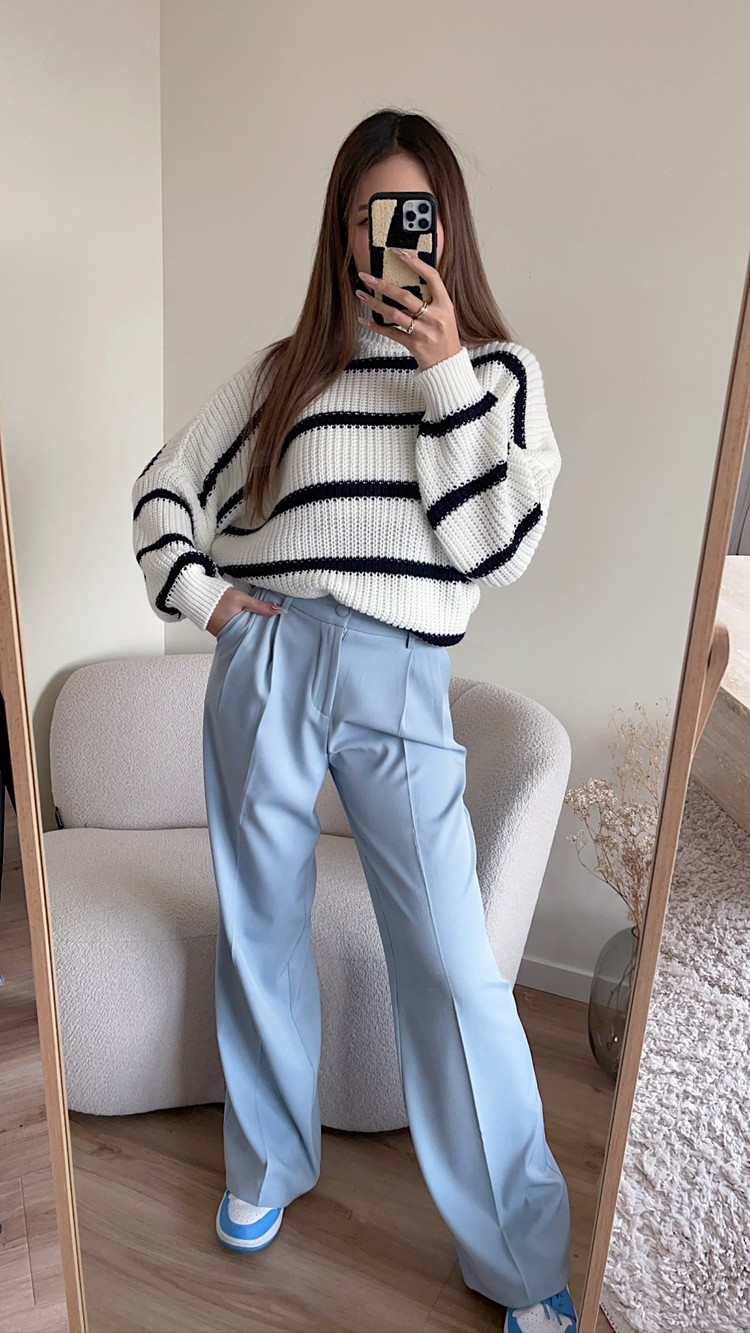 Krista Wide Leg Trousers / Light Blue