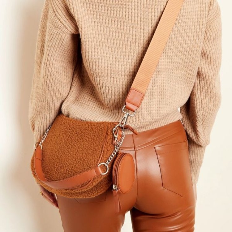 Lilou Teddy Crossbody Bag / Camel