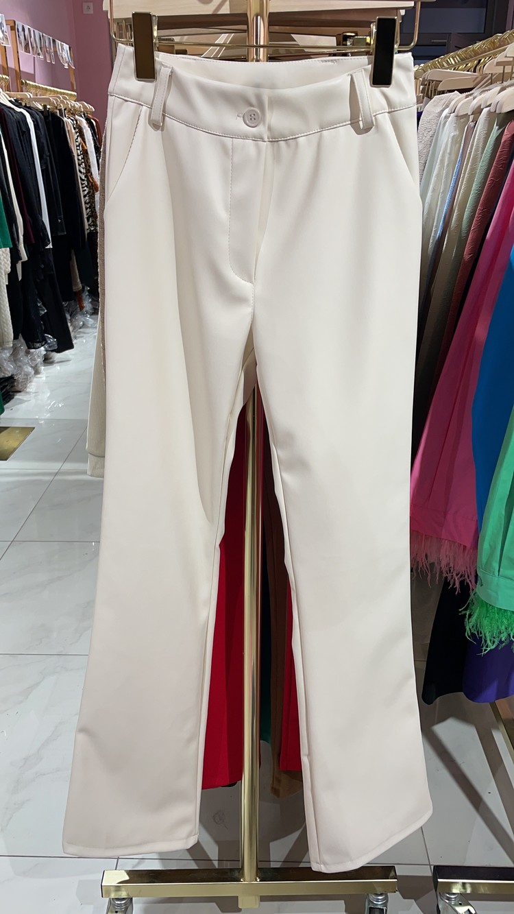 Khai Faux Leather Flared Trousers / Cream