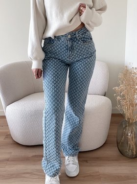 Dawa Straight Leg Jeans / Mid Blue