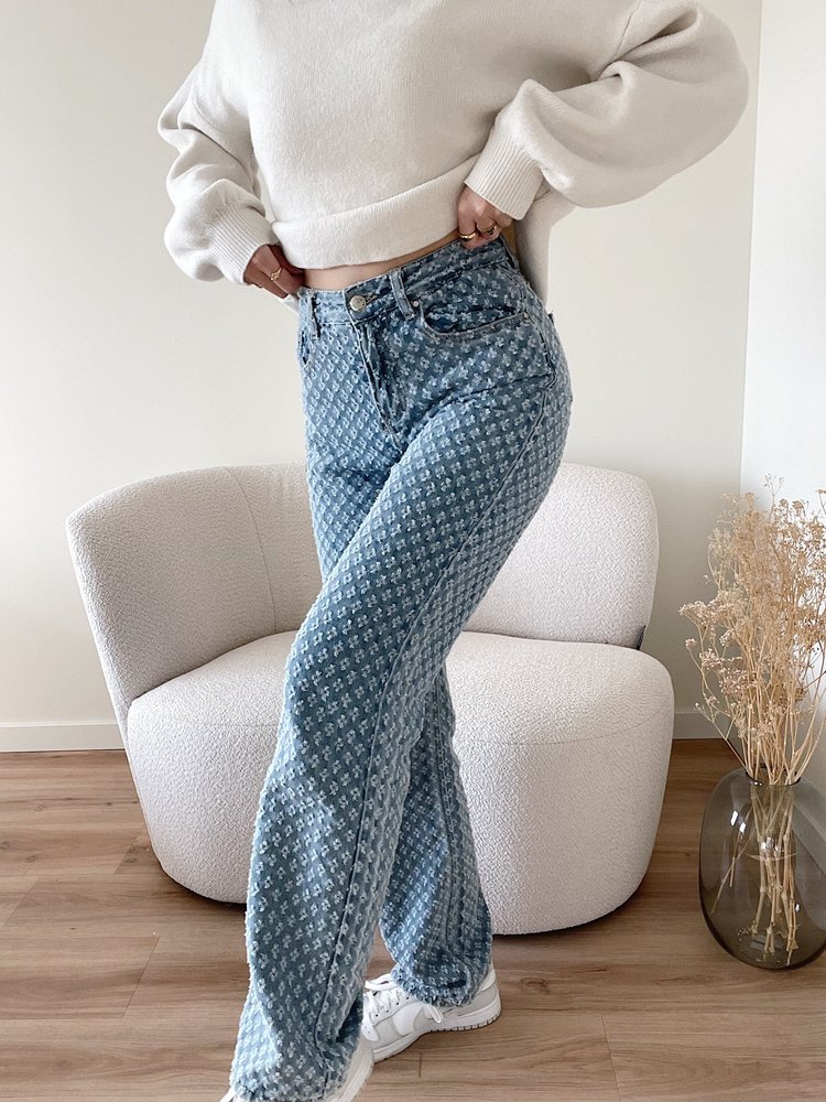 Dawa Straight Leg Jeans / Mid Blue