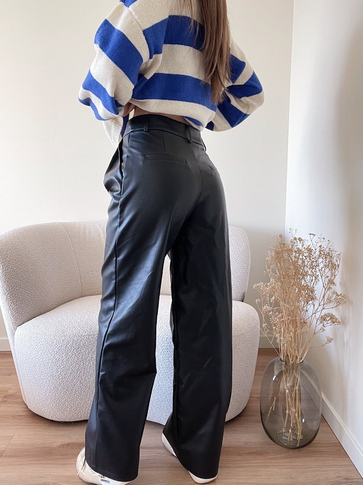 Hera Faux Leather Wide Leg Trousers / Black