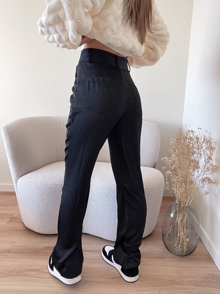 Ninette Silk Trousers / Black