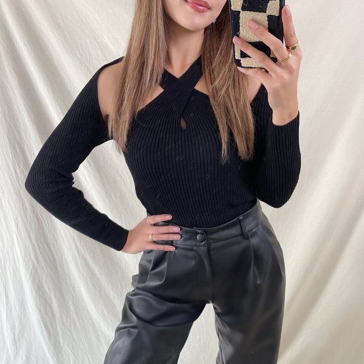 Shaya Crossover Top / Black