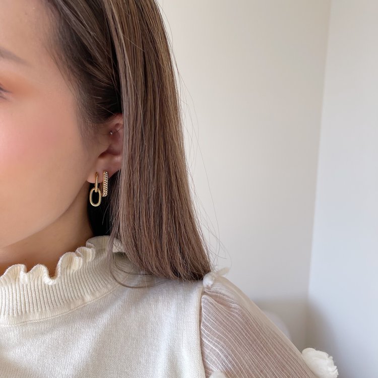 Gold Sparkle Square Earrings / White Small