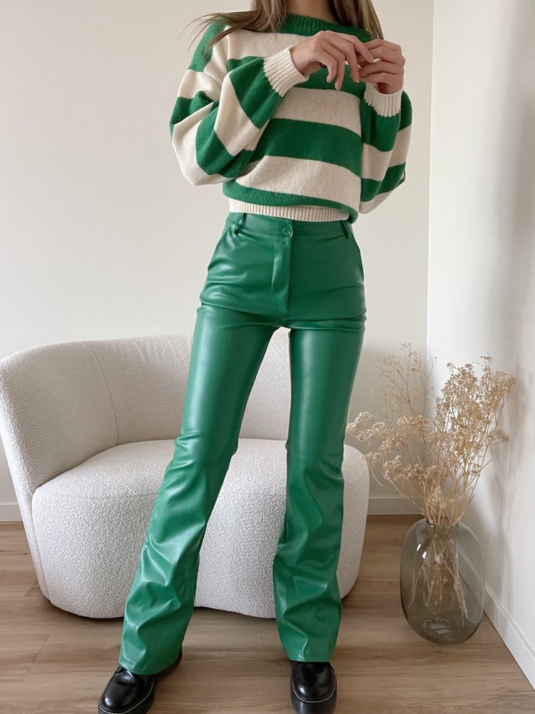 Khai Faux Leather Flared Trousers / Dark Green