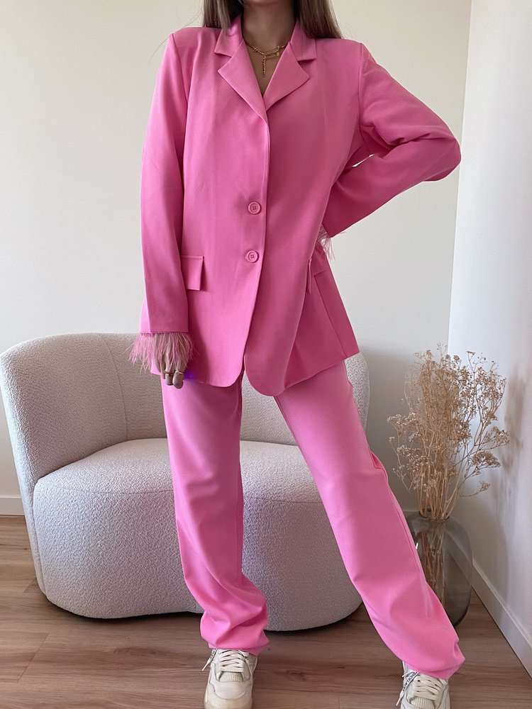 Rosé Loose Fit Feather Blazer / Pink
