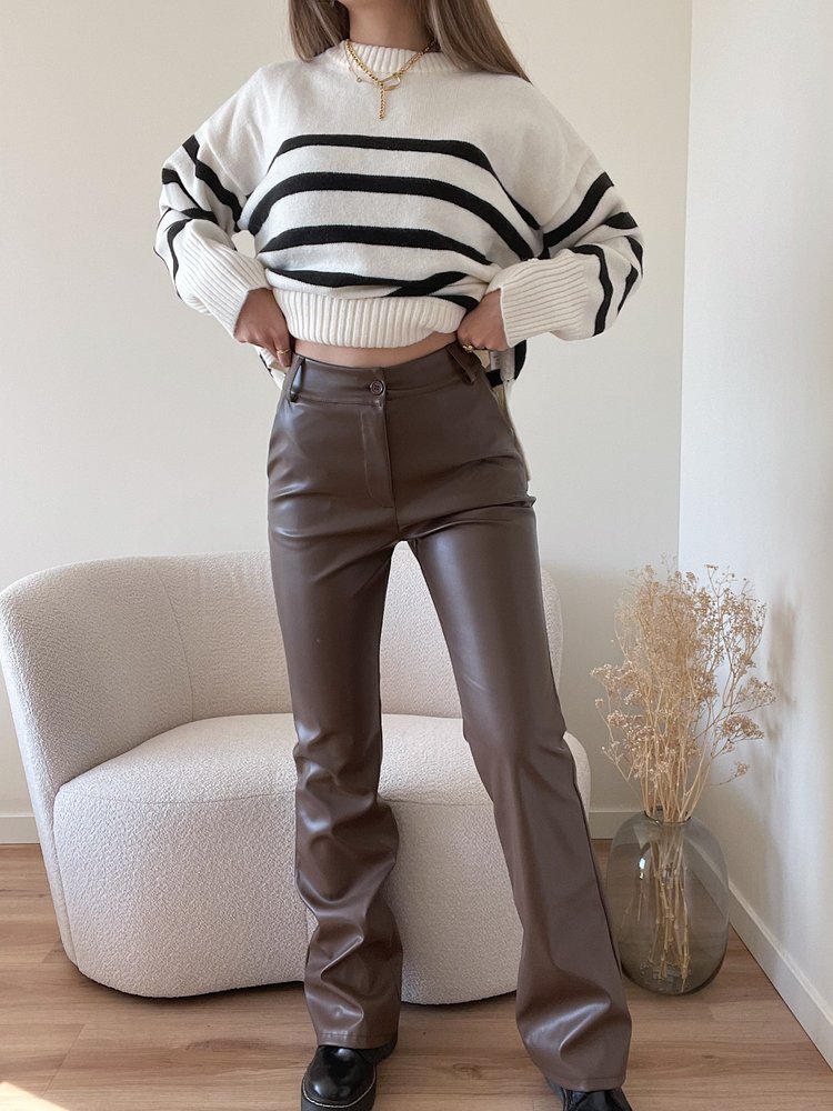 Khai Faux Leather Flared Trousers / Choco Brown