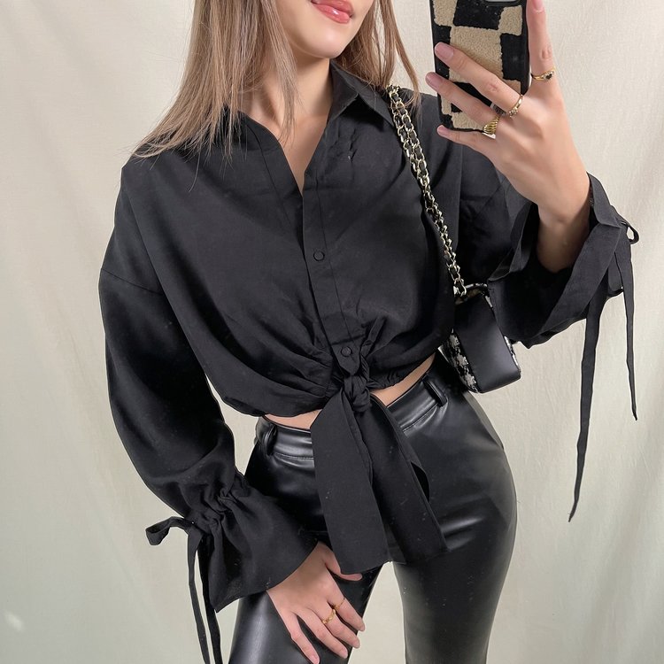 Julea Bow Tie Cropped Blouse / Black