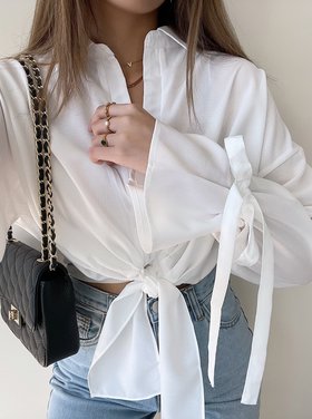 Julea Bow Tie Cropped Blouse / White