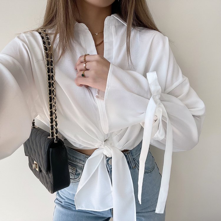 Julea Bow Tie Cropped Blouse / White