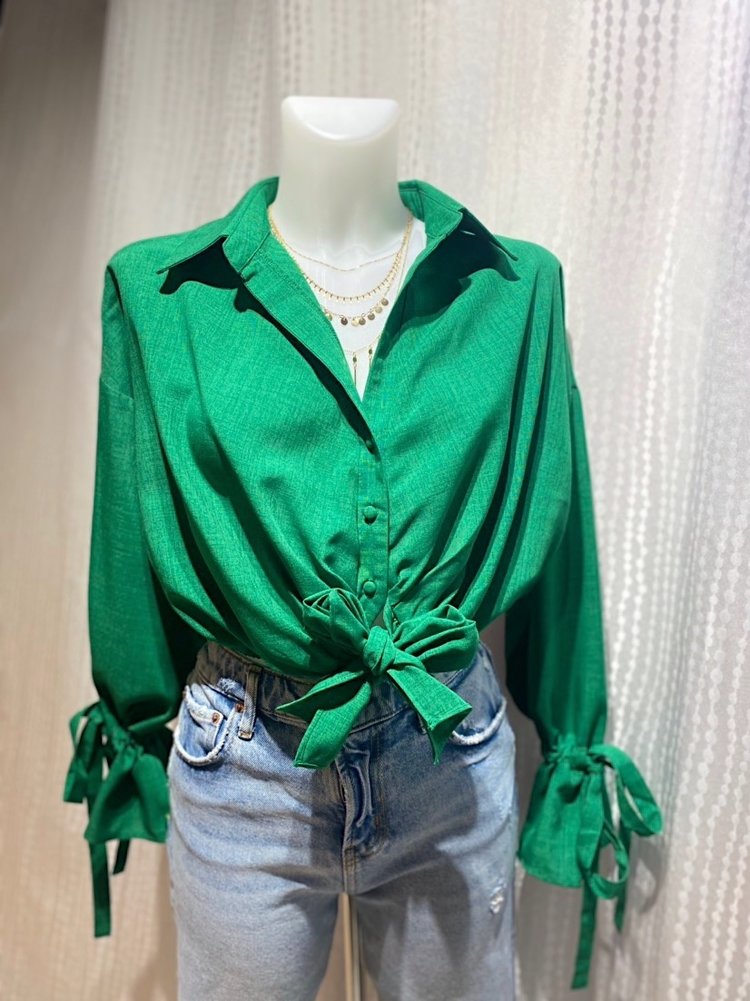 Julea Bow Tie Cropped Blouse / Green
