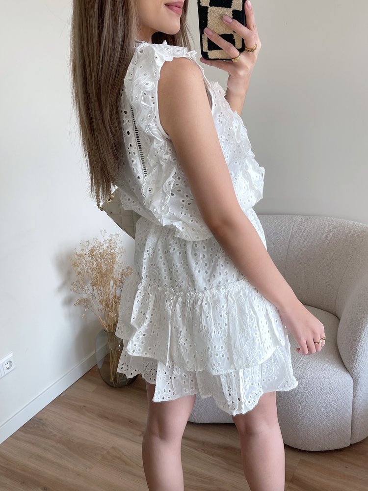 Gaia Embroidered Set / White