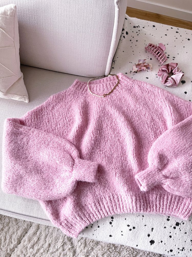 Caro Oversized Knit Sweater / Light Pink