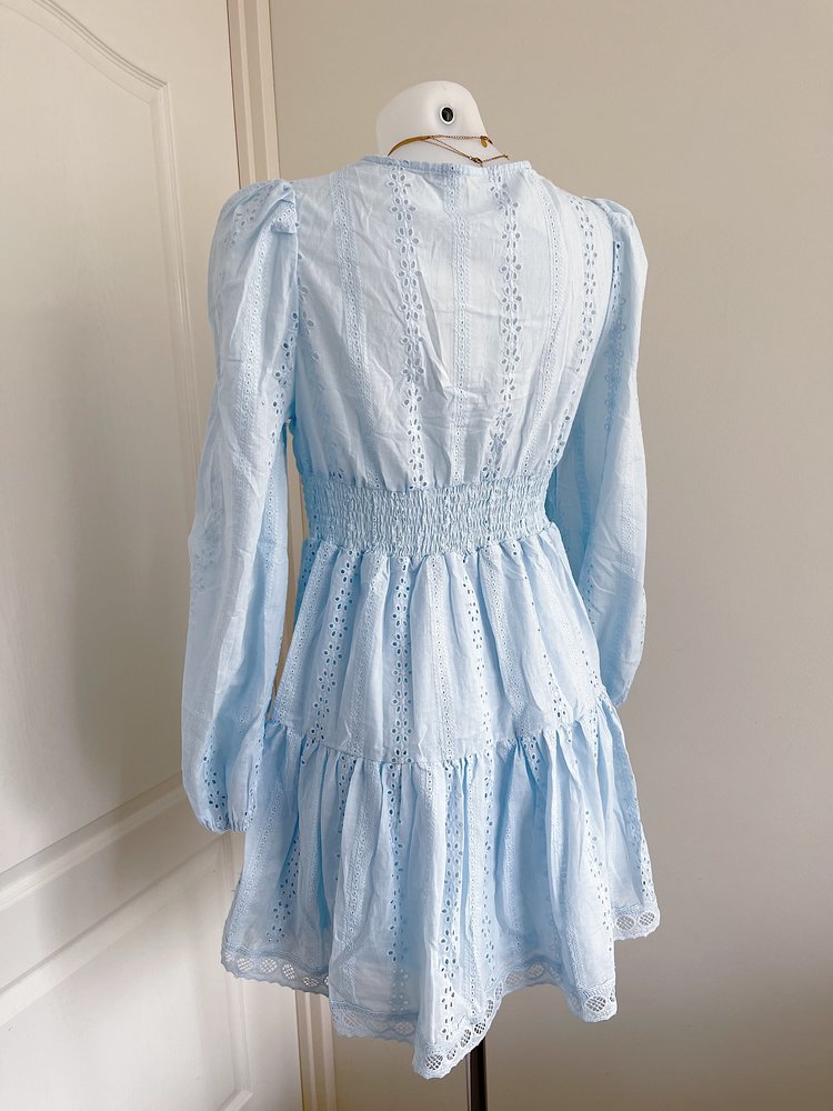 Nimea Embroidered Dress / Blue