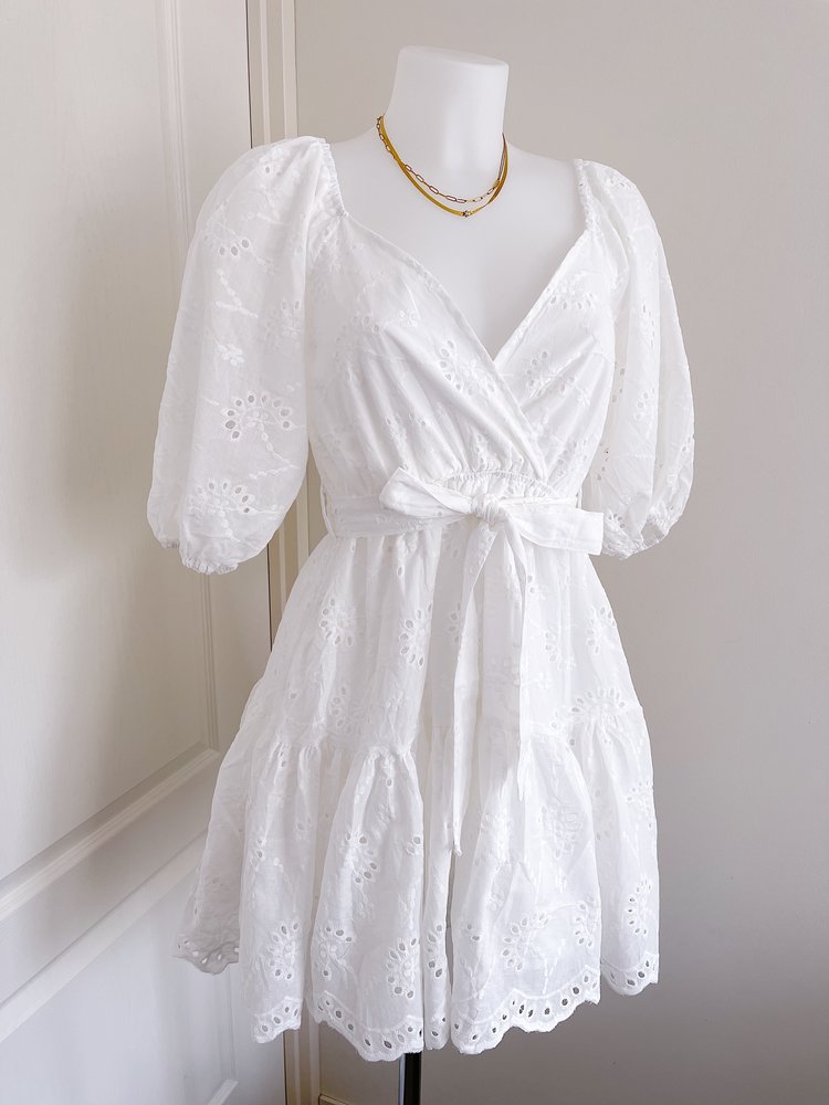 Maisie Embroidered Dress / White
