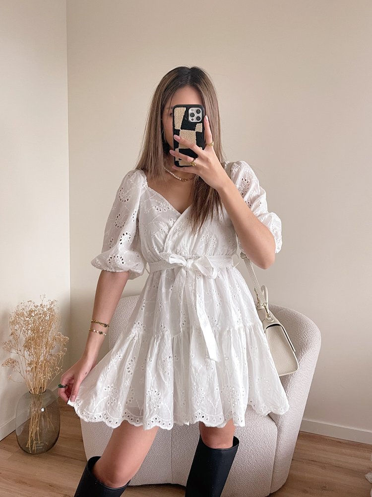 Maisie Embroidered Dress / White