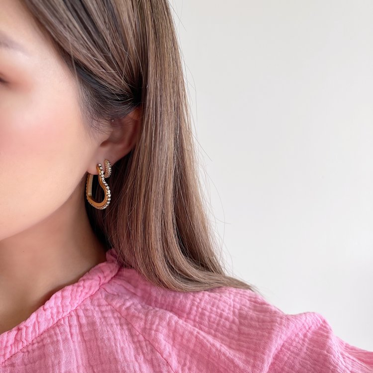 Gold Heart Zircon Hoop Earrings / White